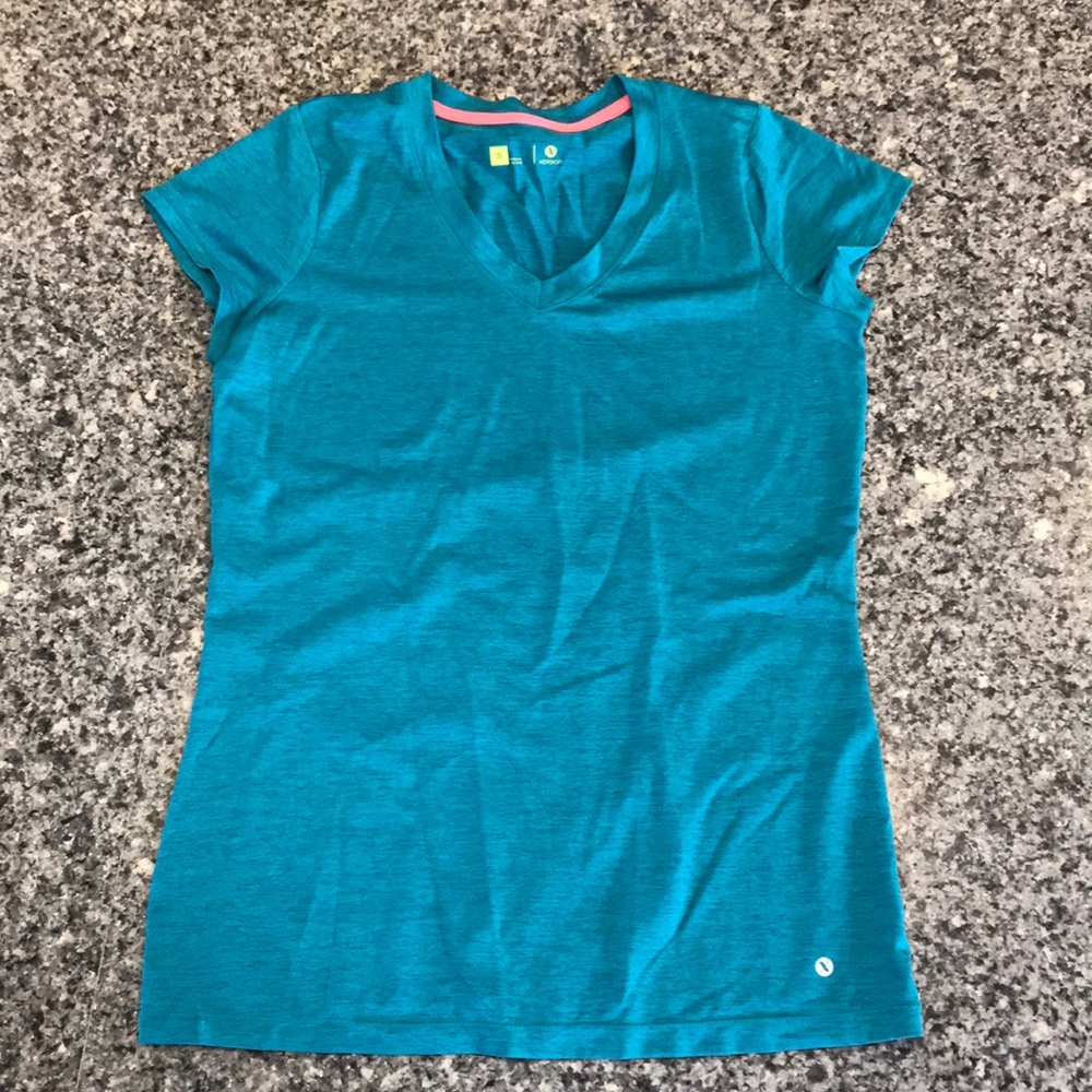 Xersion size small women’s t shirt